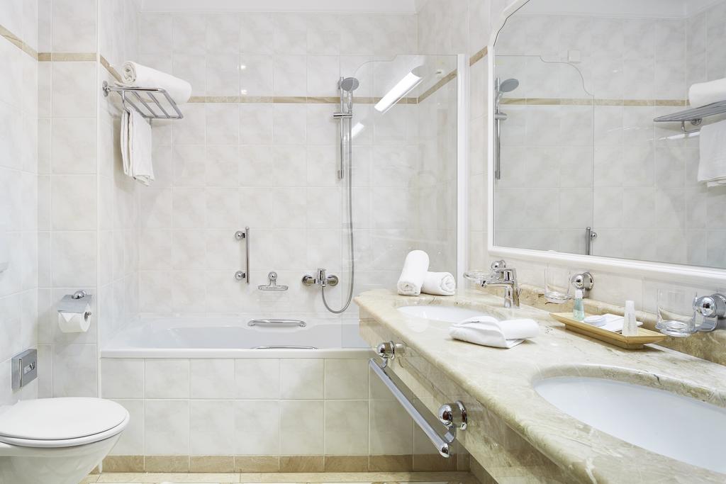 Deluxe Doppelzimmer mit Balkon